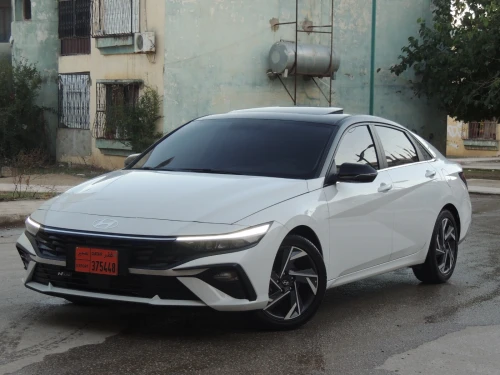 Hyundai Elantra 2025 GLX