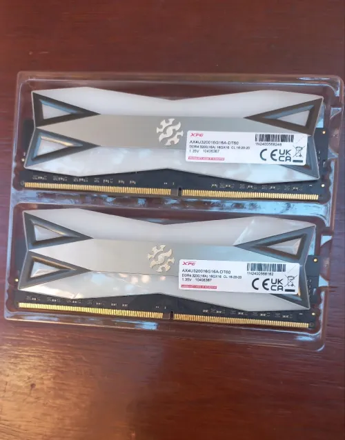 32GB RAM XPG D60 3200MHZ CL16 RGB