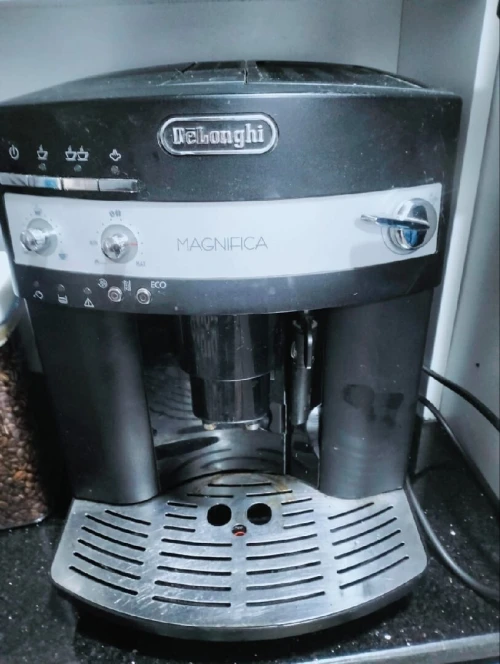 Machine à café Delonghi