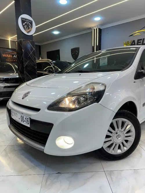 Renault Clio 3 2012 Night and Day