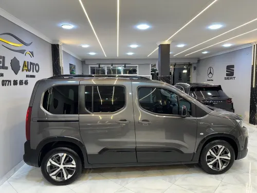 Peugeot Partner 2022 Refter
