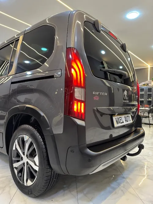 Peugeot Partner 2022 Refter