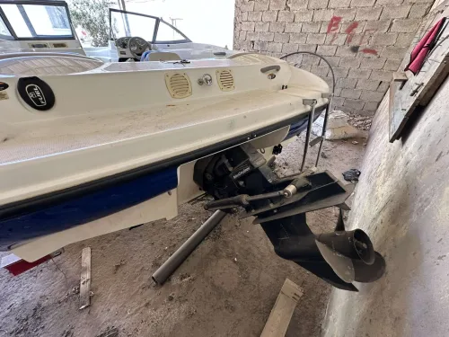 Glisseur 5m50 bayliner 135