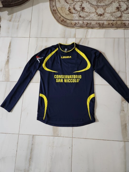 Neuveaux Vêtements