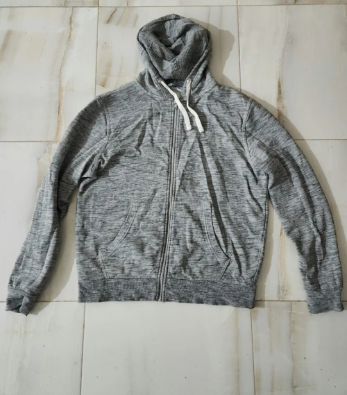 Neuveaux Vêtements