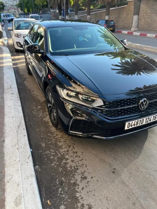 Volkswagen Passat 2024 