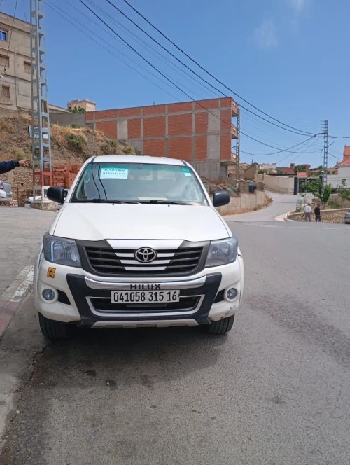 Toyota Hilux 2015 LEGEND DC 4x4