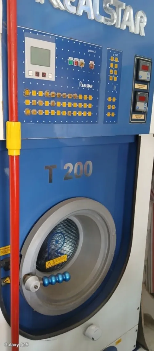 Machine de nettoyage à sec 