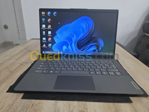 LENOVO V14 G2