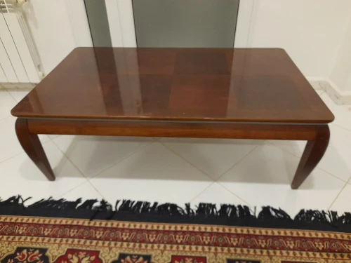 طاولة صالون