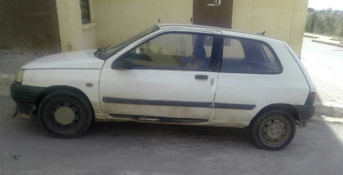 Renault Clio gabonais 1995 Clio gabonais