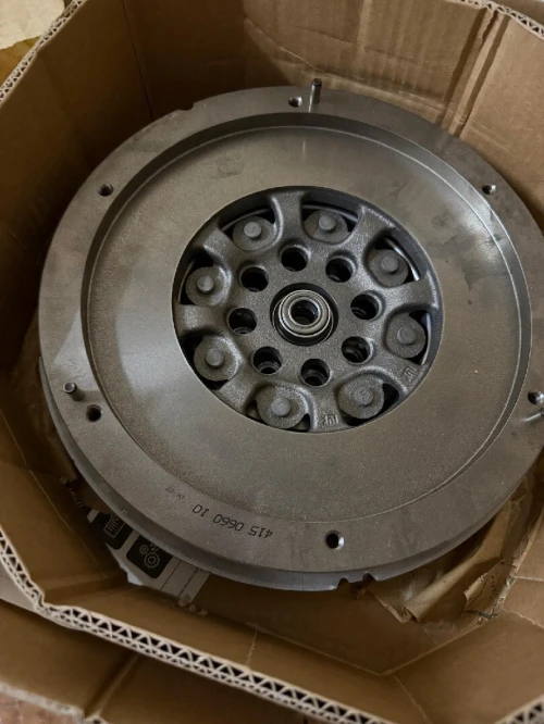 volant moteur sprinter 906 luk