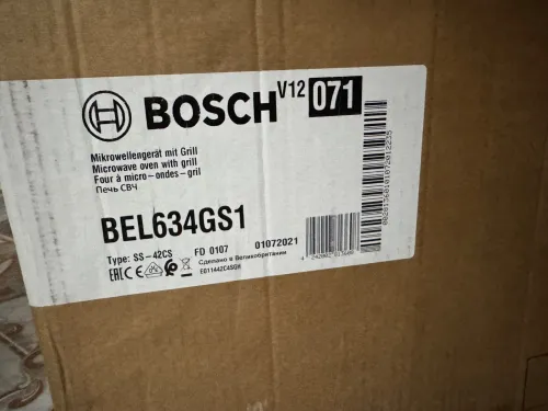 Micro onde bosch BEL634GS1 tout neuf