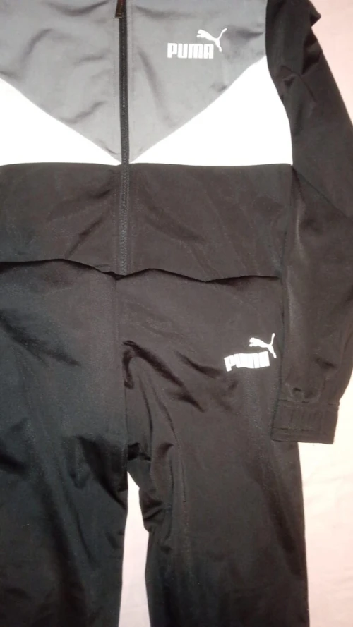 Sur-vetement marque PUMA age 12/14 ans