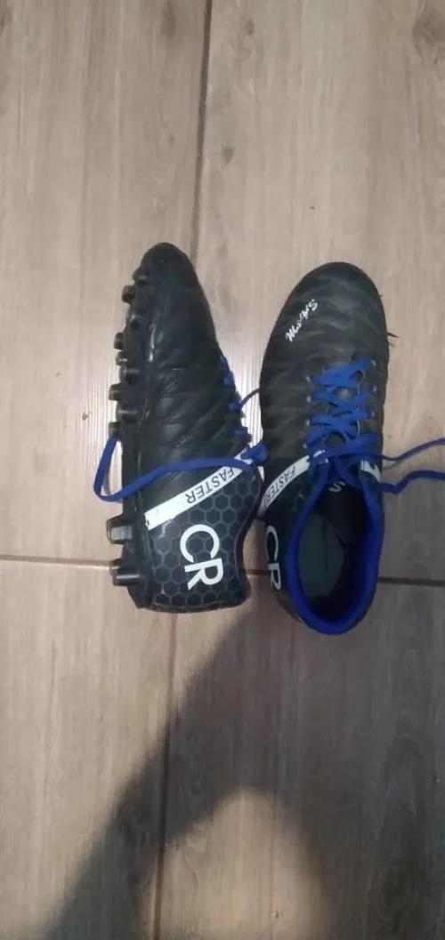 soulier foot cr7