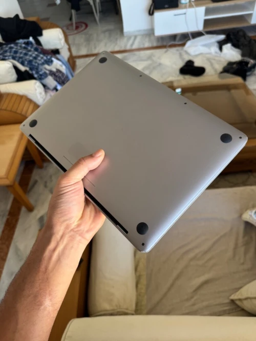 MacBook pro M2 2022