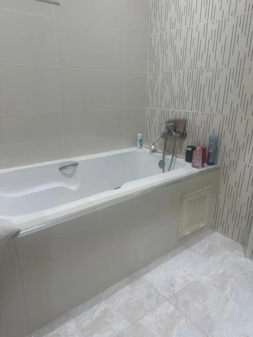Location Appartement Niveau de villa F5 Alger Hydra