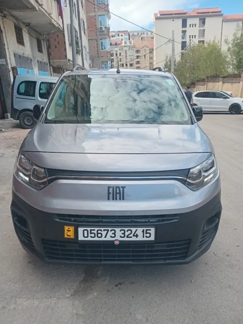 Fiat Doblo 2024 Italiens