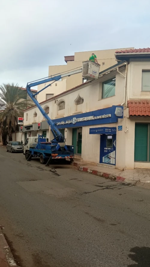 Location camion nacelle 14 16m                 16للكراى شاحنة نسأل رفيعة
