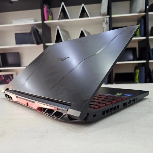 Acer Nitro 5 i5-11400H 8 Gb 512 Gb NVIDIA RTX 3050 15.6"