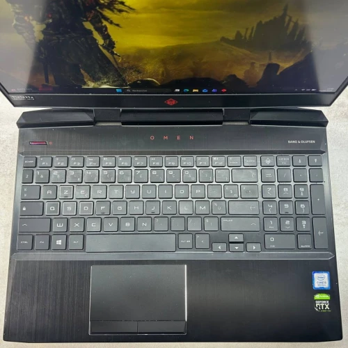 HP Omen 15 Gaming 15,6 pouce 144 Hz i5-9300H 16 Go DDR4 256 Go SSD NVMe RTX 2060 6 Go GDDR6