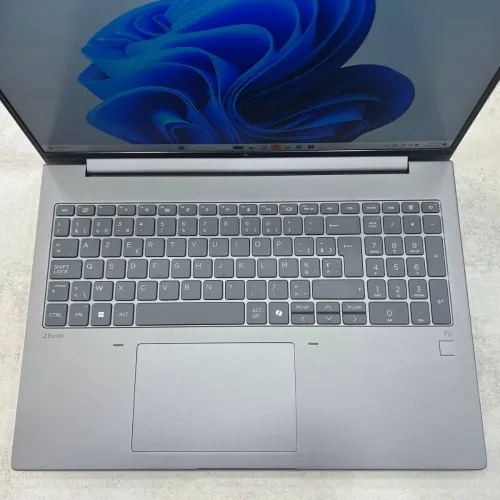 Hp ZBook X G1 i16 16 pouce workstation Ultra 9 285H 32 Go DDR5 512 Go SSD NVMe NVIDIA RTX PRO 1000 AI Boost intégré
