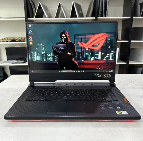 Asus ROG Strix G G531GW i7-9750H  16 Go de RAM DDR4 1to +256 go  15,6" Full HD GeForce RTX 2070