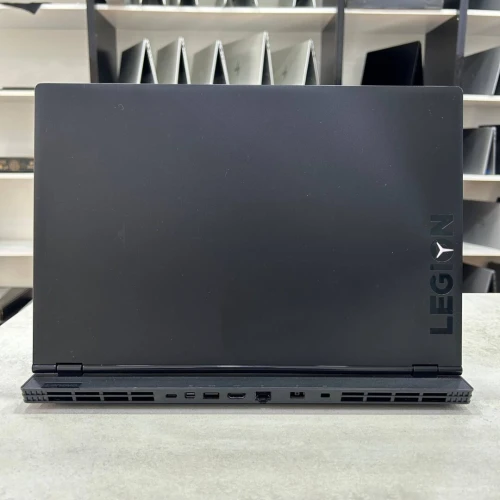 Lenovo Legion Y530 15,6 pouce i7-8750H 512 Go SSD 16 Go DDR4 GTX 1050 Ti 4 Go GDDR5