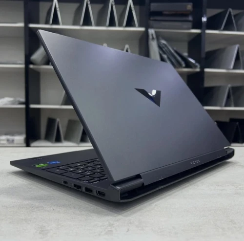 Victus 15 RTX 4060 i5-12500H 144 Hz 15,6 pouces 16 Go DDR4 de ram