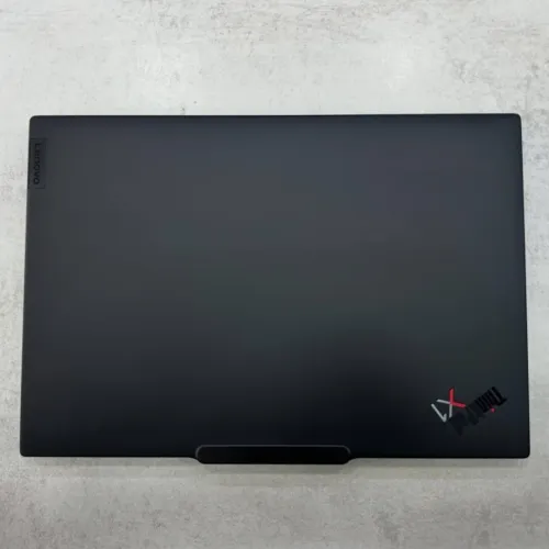Lenovo ThinkPad X1 14 pouce Carbon Ultra 7 155U 16 Go LPDDR5X 512 Go SSD NVMe Intel AI Boost