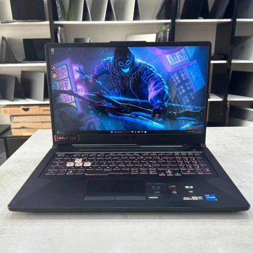 Asus TUF Gaming F17 17,3 pouce 144Hz i5-11400H 16 Go DDR4 512 Go SSD NVMe RTX 3050 Laptop GPU 4 Go GDDR6 VRAM