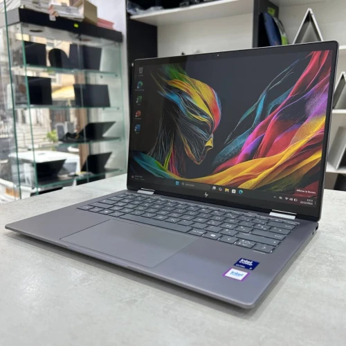 Hp envy x360 en bon état ultra 7 155U  16 go ram 1 to stockage
