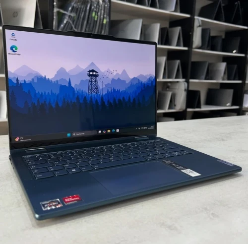 Lenovo Yoga 7 2en1 14 pouce tactile OLED Ryzen 5 7535U 16 Go de RAM LPDDR5 512 Go SSD NVMe