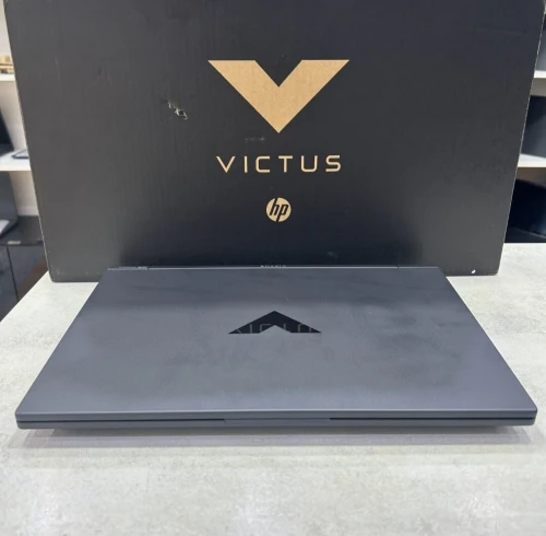 HP Victus Gaming Laptop 15 15,6 pouce Ryzen 5 7535HS 8 Go de RAM 512 Go SSD NVMe GeForce RTX 2050