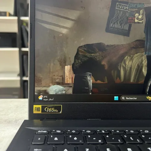 Acer Nitro V15 GAMING 15,6 pouce 165Hz quasi neuf Ryzen 7 7735HS 16 Go DDR5 512 Go SSD GeForce RTX 4060 8 Go GDDR6 VRAM