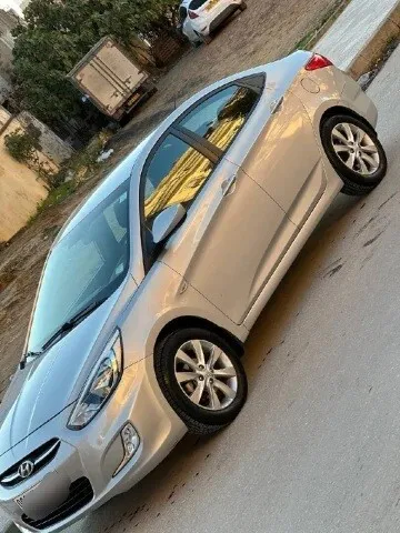 Hyundai Accent RB  4 portes 2017 GL+