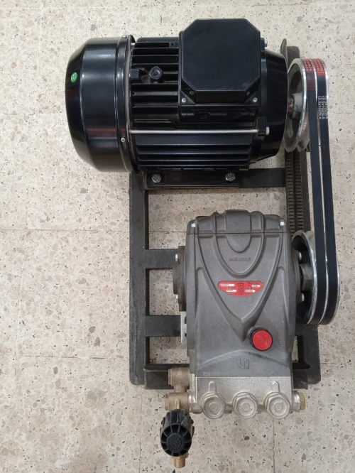 EQUIPEMENT DE STAION LAVAGE GRAISSAGE ET VIDANGE 