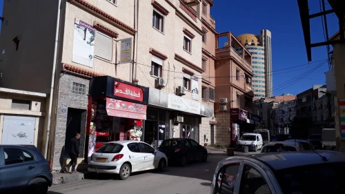 Location Appartement Niveau de villa F4 Alger Cheraga
