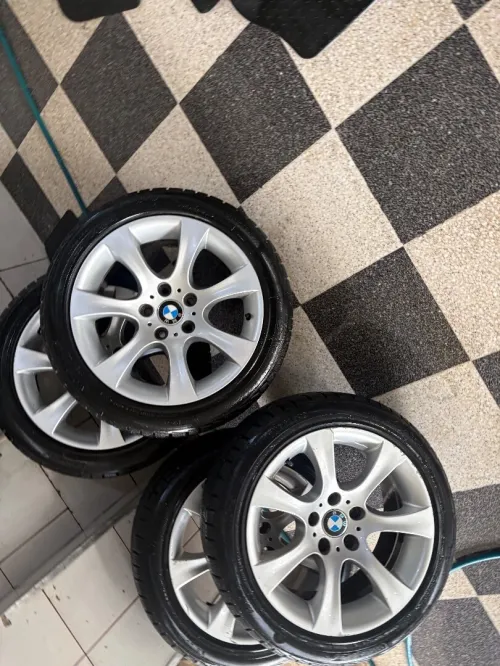 Bmw e60 pneus et jantes