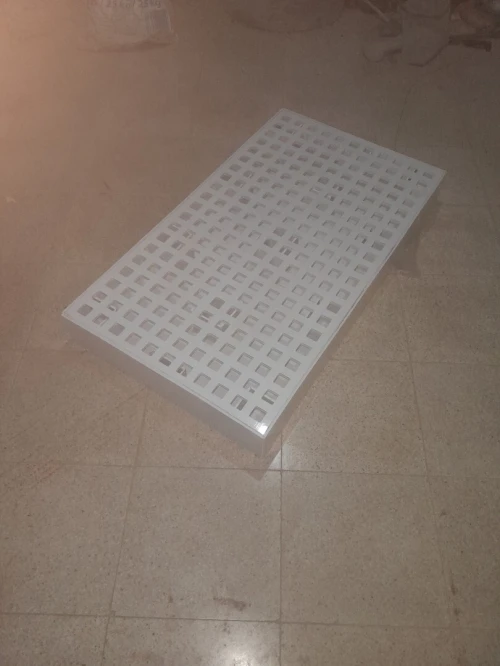 Fabrication des cuves en plastique (bac de retention,bac de chromage..) par Soudage plastique