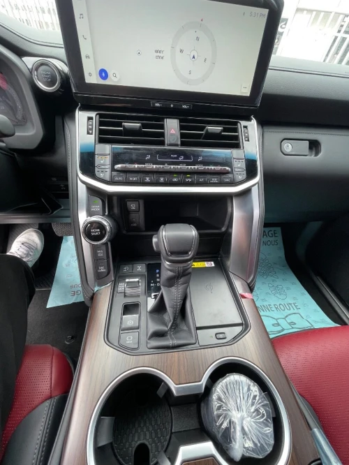 Toyota Land Cruiser  2026 Vxs