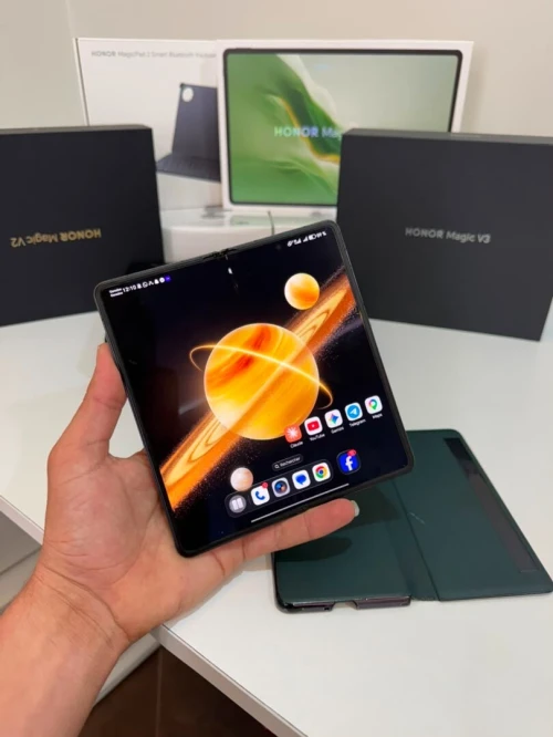 Honor Magic V3 avec chageur sans fil honor V3 512