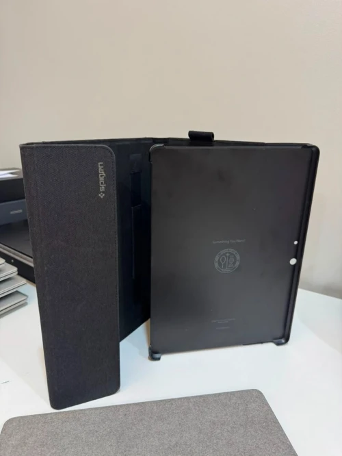 Microsoft Surface Pro X + Stylet + clavier original + pochette Spigen