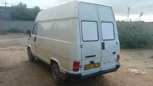 Peugeot J5 1990