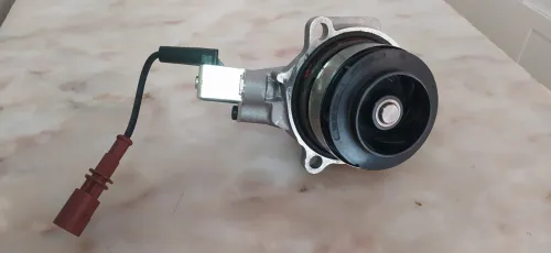 Pompe à eau golf 7 