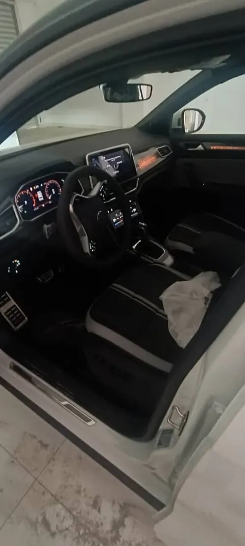 Volkswagen T-Roc 2025 R-Line 