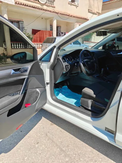 Volkswagen Golf 7 2014 Trendline +