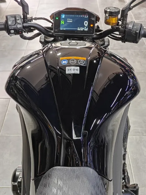 Kawasaki Z 1100 2026