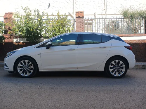 Opel Astra 2017 SPORT