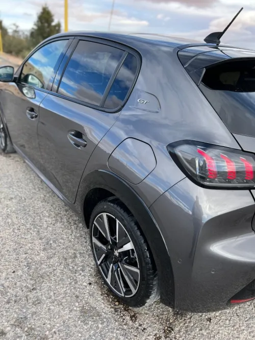 Peugeot 208 2023 GT